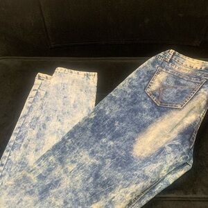 VIP Women's Slim Straight Acid Wash Blue Jeans